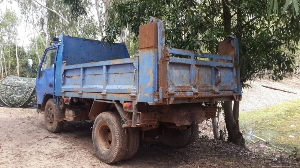 ขายหกล้อดั้ม MITSUBISHI ดั้ม 3คิว เครื่อง4D34 115แรง พ่วงมาลัยเพาเวอร์ เครื่องเกียร์คัชชีดี รถใช้งานประจำ เอกสารสัญญาซื้อขาย เป็นรถประกอบ เอกสารอินวอยซ์หาย