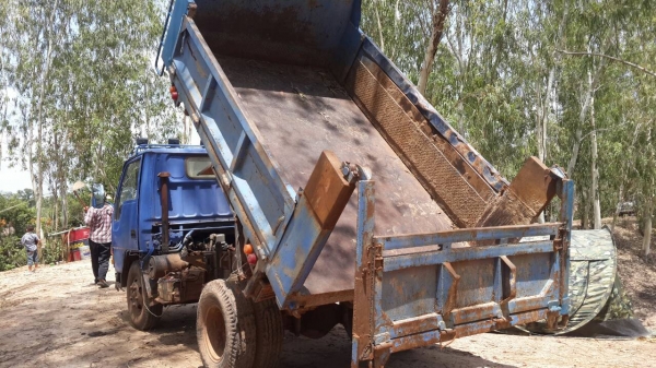 ขายหกล้อดั้ม MITSUBISHI ดั้ม 3คิว เครื่อง4D34 115แรง พ่วงมาลัยเพาเวอร์ เครื่องเกียร์คัชชีดี รถใช้งานประจำ เอกสารสัญญาซื้อขาย เป็นรถประกอบ เอกสารอินวอยซ์หาย