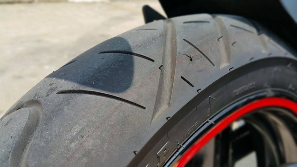 มาใหม่สภาพมือ1 R15 2014 วิ่ง 10900 กิโล ขายถูก ต่อรองได้ครับ