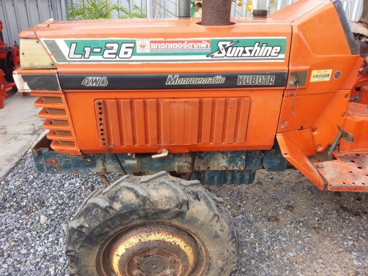 ขายคูโบต้า L1-26 4 WD  ตัวเปล่าครับ