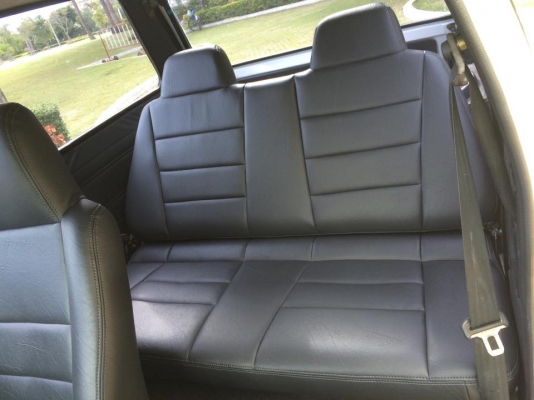 ขาย. Daihatsu mira mint ปี97 แท้เครื่องหัวฉีด660ccเกียร์ ธรรมดา สีขาวมุก ทำใหม่ นอก ใน สวยๆ ภายในหุ้มใหม่. ช่วงล่างทำมาใหม่. แบตใหม่ 7/9/58 ยางใหม่ ปี15ต้นปี. เพิ่งเปลียน รถสวย พร้อมใช้งาน. ประหยัดน้ำมัน. หาทีจอดรถง่าย. เบาะด้านหลังพับ เก็บของได้เยอะครับ.