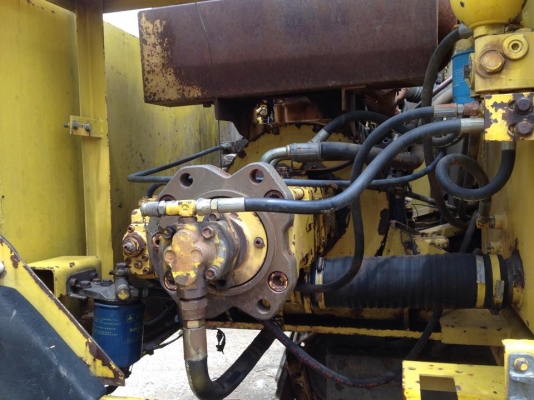 รถบ้านฝากขาย KOBELCO SK200-1 มาร์คทรี ซีเรียลสูง เก๋งเทา สีเดิมเครื่องปั้มระบบดี แอร์พร้อม ระบบดี ราคา 790000 บาท