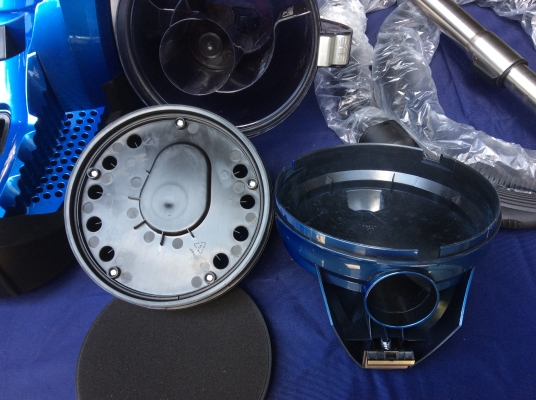 ----------เครื่องดูดฝุ่น-------------