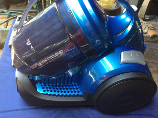 ----------เครื่องดูดฝุ่น-------------