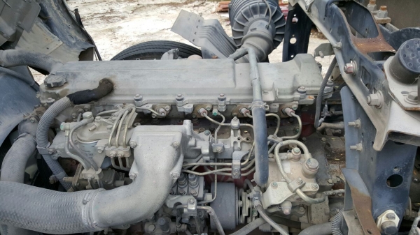 รถฮีโน่ 6 ล้อ ติดเฮี๊ยบ 3.5 ตัน. / FG1J  220 แรงม้า. ปี 47 - 49.   ( มีขาย 2 คัน. )      สนใจติดต่อ  081 - 6079515