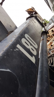 รถฮีโน่ 6 ล้อ ติดเฮี๊ยบ 3.5 ตัน. / FG1J  220 แรงม้า. ปี 47 - 49.   ( มีขาย 2 คัน. )      สนใจติดต่อ  081 - 6079515