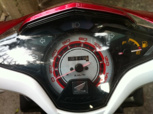 ขออนุญาติขาย Honda Click 110i ตัว Top ไมล์ขาว ล้อแม็กแท้ ฟรีค่าโอน ขออนุญาติขาย Honda Click 110i ตัว Top ไมล์ขาว ล้อแม็กแท้ ฟรีค่าโอน