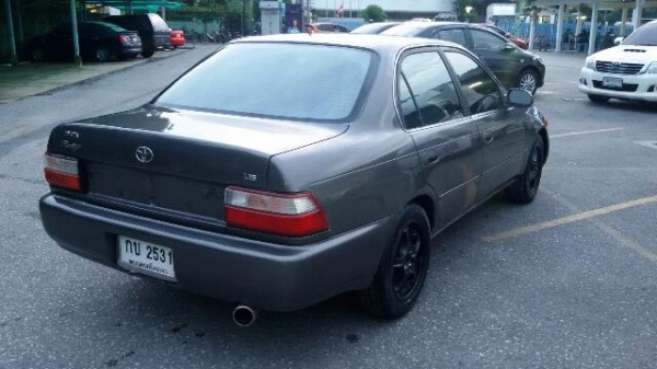 ขายสามห่วง ปี 94 เครื่อง 1.6 หัวฉีด เกียร์ธรรมดา ไม่แก๊ส ขายสามห่วง ปี 94 เครื่อง 1.6 หัวฉีด เกียร์ธรรมดา ไม่แก๊ส