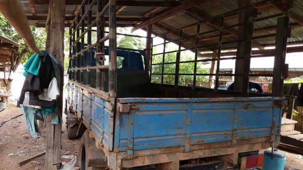 ขาย 6 ล้อสั้น ISUZU TLD คัสซีสวยตลอดเส้น เครื่อง TOYOTA 85 แรงม้า แต่งเกียร์สั้น หัวเก๋งยกได้ คอกเหล็กพร้อมบรรทุก ทะเบียนพร้อมโอนครับ ขาย 6 ล้อสั้น ISUZU TLD คัสซีสวยตลอดเส้น เครื่อง TOYOTA 85 แรงม้า แต่งเกียร์สั้น หัวเก๋งยกได้ คอกเหล็กพร้อมบรรทุก ทะเบียนพร้อมโอนครับ