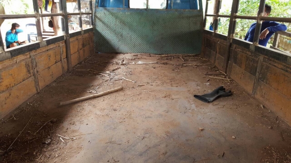 ขาย 6 ล้อสั้น ISUZU TLD คัสซีสวยตลอดเส้น เครื่อง TOYOTA 85 แรงม้า แต่งเกียร์สั้น หัวเก๋งยกได้ คอกเหล็กพร้อมบรรทุก ทะเบียนพร้อมโอนครับ ขาย 6 ล้อสั้น ISUZU TLD คัสซีสวยตลอดเส้น เครื่อง TOYOTA 85 แรงม้า แต่งเกียร์สั้น หัวเก๋งยกได้ คอกเหล็กพร้อมบรรทุก ทะเบียนพร้อมโอนครับ