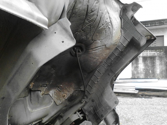 หกล้อ ฮีโน่ FC 4J145 ปี42 ช่วงยาว5.50ม สภาพหัวบางเดิมไม่มีผุพร้อมใช้งาน ทะเบียนพร้อมโอน หกล้อ ฮีโน่ FC 4J145 ปี42 ช่วงยาว5.50ม สภาพหัวบางเดิมไม่มีผุพร้อมใช้งาน ทะเบียนพร้อมโอน