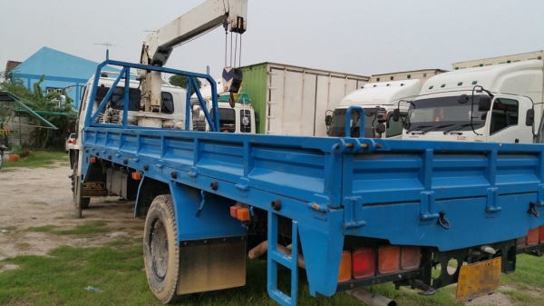 ขาย ISUZU 195 ติดเครน 5 ตัน 3 ท่อน  ปี38