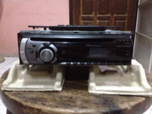 ขายวิทยุรถ pioneer mosfet 50wx4 สีดำ cd wma mp3 ecq deh2950mp ราคา900บาท โทร0924462525โส