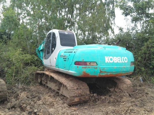 ขายรถขุดkobelco sk200 มาร์ค5ไฟว์ เอกสารเล่มทะเบียนไฟฟ้าเต็ม เอวดี บูมดี รถทำงานปกติทั้งวันไม่โหลด พร้อมลุยงาน ชมรถหน้างานได้เลย