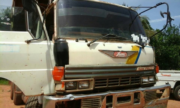 ขาย10ล้อ2เพลา HINO SUMO227 เครื่อง220แรง EM100 พ.เพาเวอร์ เบรคทิ๊ฟฟี่ สภาพพร้อมใช้งาน หัวเก็บสี เครื่องดีแชชซีดี เอกสารเล่มทะเบียน