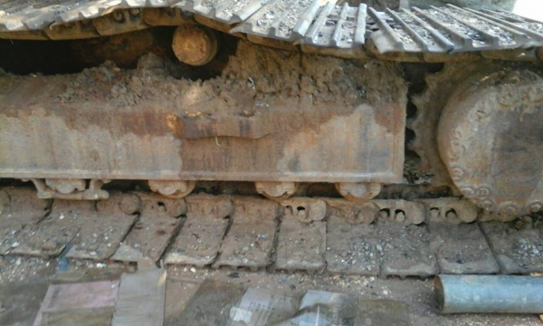 ขายรถขุดแบ็คโค KOMATSU PC200-5 บูมอาร์มเดิม เอวดีเครื่องแห้ง ทำช่วงล่างให้ พร้อมลงงาน