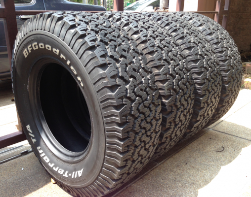 ยาง All BF goodrich 265 75 16 ปลายปี13 ใช้ไม่ถึง 2,000โล