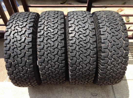 ยาง All BF goodrich 265 75 16 ปลายปี13 ใช้ไม่ถึง 2,000โล ยาง All BF goodrich 265 75 16 ปลายปี13 ใช้ไม่ถึง 2,000โล