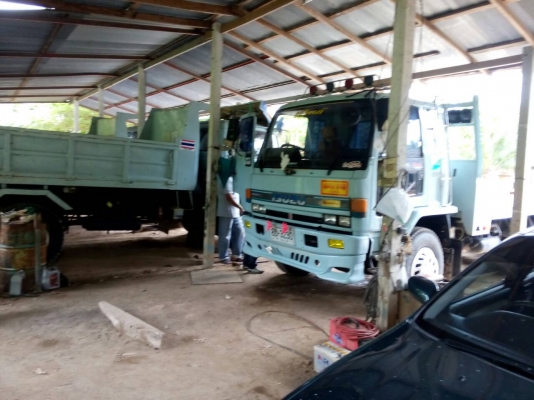 ขายรถบรรทุก 10 ล้อเทรลเลอร์ ISUZU ROCKY 240 แรงม้าคัสซี 210 เกียร์ฟูลเลอร์ 240 2 เพลา ราคา 880000