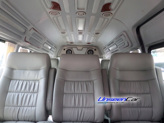 ขายด่วนๆ TOYOTA COMMUTER D4D 2500 ปี 2009 VIP สวยจัดล้นๆ ราคา 799,000 บาท โทร 0922726669 ตันหยงค่ะ