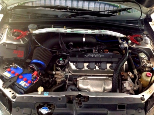 ขาย/แลก/เทิร์น Civic ES ตาเหยี่ยวแท้ 04 เกียร์ออโต้ติดแก๊ส LPG หัวฉีด