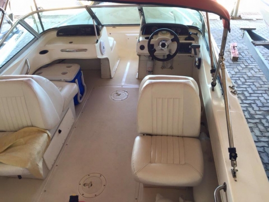 ขายเรือ Boston Whaler 2001 Ventura 180 ขนาด 18 ft. สภาพสวยพร้อมเทเลอร์