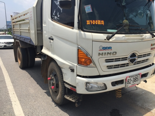 ขายดาวน์..6ล้อดั้มดิน 220 แรงHINO FG..ปี57 ใมล์56000กิโลนิดๆ สวยเดิมๆ..