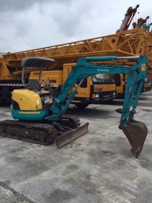 รถขุด KUBOTA U30พร้อมลายหัวเจาะ นำเข้าจากญี่ปุ่น