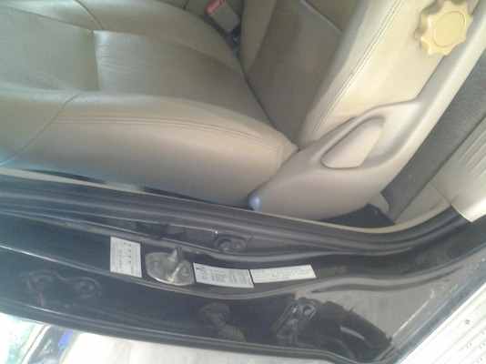 TOYOTA VIGO 3.0 โฟวีลแท้ปี 49 ไมล์น้อย สีเดิมบางนางบวช แอร์แบ เอบีเอส รถสวยพร้อมใช้