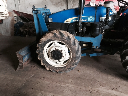 ขายรถไถ NEWHOLLAND รุ่น TT55 ฟอร์ด