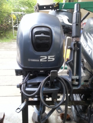 ขายเครื่องเรือ YAMAHA 25 HP Four