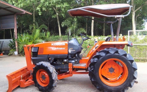 ขายรถไถKubota L3408DI (4WD) พร้อมใบมีดหน้าใหม่ รถไร่ สีเดิม 900ชม.พร้อมใช้งาน ขายรถไถKubota L3408DI (4WD) พร้อมใบมีดหน้าใหม่ รถไร่ สีเดิม 900ชม.พร้อมใช้งาน