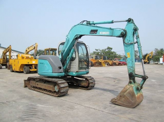 ขายรถขุด KOBELCO SK60SR มือสองนำเเข้าจากญี่ปุ่น สภาพดี ขายรถขุด KOBELCO SK60SR มือสองนำเเข้าจากญี่ปุ่น สภาพดี