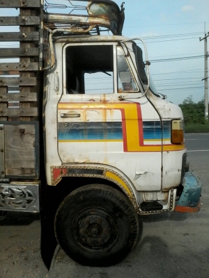 6ล้อปู่เมก้าKM500เครื่อง110กระบะยาว4.30เมตร รถสวยได้เดิมราคาเบาๆ 6ล้อปู่เมก้าKM500เครื่อง110กระบะยาว4.30เมตร รถสวยได้เดิมราคาเบาๆ