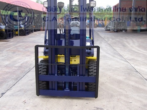 ขาย รถโฟล์คลิฟท์ KOMATSU รุ่น FD25HC-12