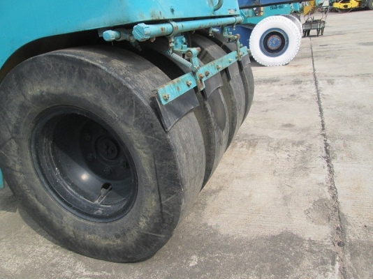 ขายรถบด SAKAI ขนาด 4 ตัน (หน้าเหล็ก หลังยาง) มือสองนำเข้าจากญี่ปุ่น ขายรถบด SAKAI ขนาด 4 ตัน (หน้าเหล็ก หลังยาง) มือสองนำเข้าจากญี่ปุ่น