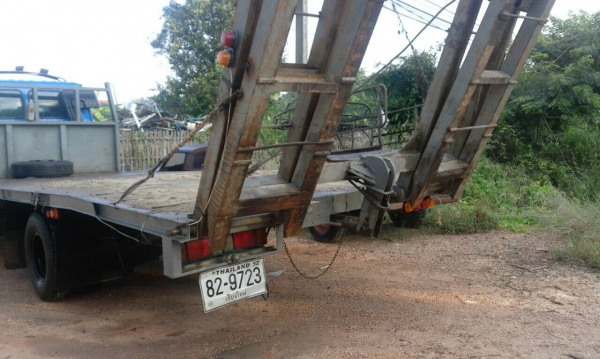 ขาย ISUZU ท้ายลาด เครื่อง 6BD1 160แรง 081 8844537