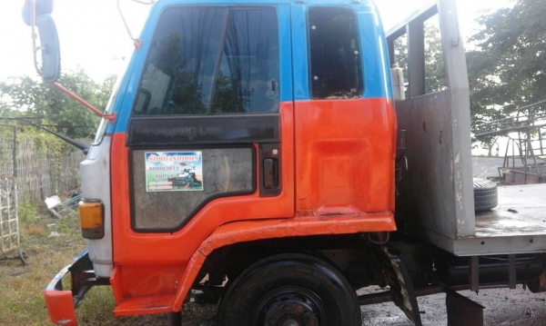 ขาย ISUZU ท้ายลาด เครื่อง 6BD1 160แรง 081 8844537
