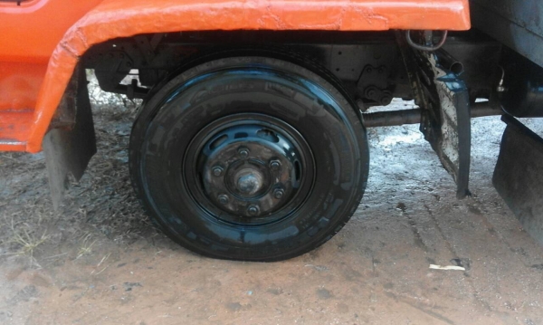 ขาย ISUZU ท้ายลาด เครื่อง 6BD1 160แรง 081 8844537