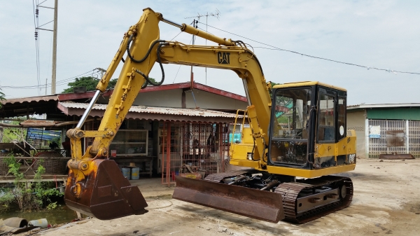 นน้อยแอย