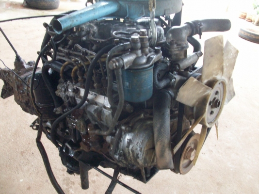 ขายเครื่อง พร้อมเกียร์ อิสุ C 190 สภาพดี พร้อมใช้งาน พร้อมเล่มทะเบียน  อุปกรณ์ครบ