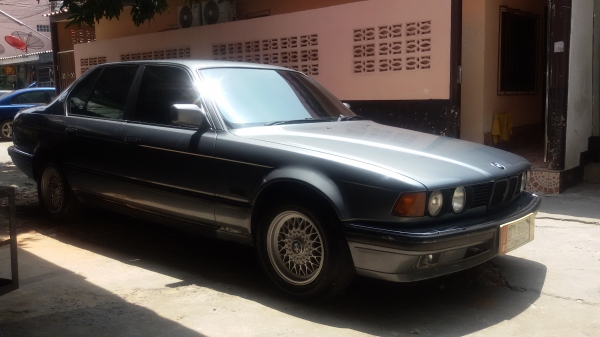 BMW 730ia E32 เครื่อง 3,000cc LPG หัวฉีด/BMW 325ia E36 มือเดียวป้ายแดง ราคาถูกๆ