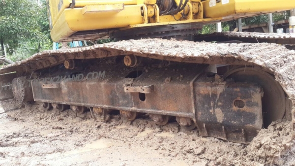 รถแบคโฮ KOMATSU PC200 16000 ชั่วโมง รุ่น8