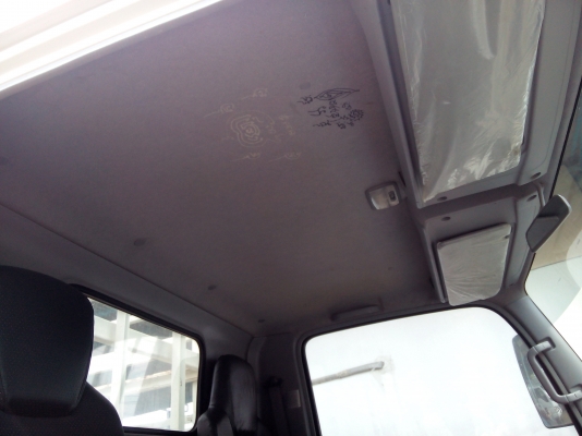 6 ล้อกลาง  *Euro.3*  ISUZU  NMR  130 แรงม้า *คอมมอนเรว*  รถสวยเดิม+สวยจริง+พร้อมใช้งาน * รถห้างแท้ * มีเล่มพร้อมโอน *