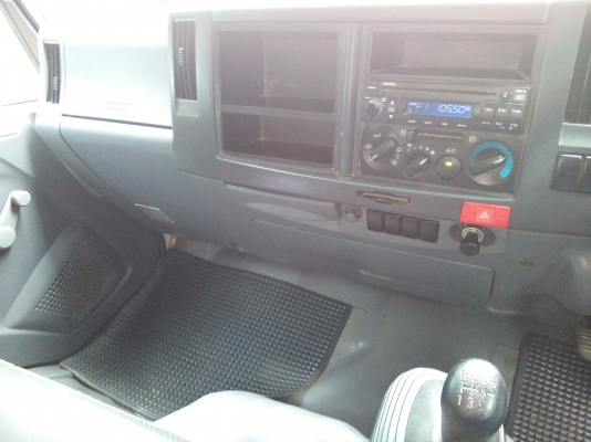 6 ล้อกลาง  *Euro.3*  ISUZU  NMR  130 แรงม้า *คอมมอนเรว*  รถสวยเดิม+สวยจริง+พร้อมใช้งาน * รถห้างแท้ * มีเล่มพร้อมโอน *