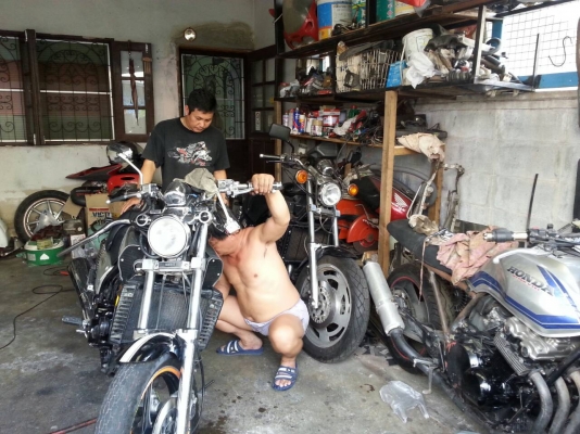 ร้านซ่อมรถฝีมือดี ร้านซ่อมรถฝีมือดี