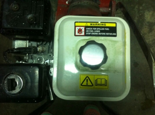 ขายด่วนเครื่องขัดพื้นปูนใช้งานครั้งเดียว (ต่อรองได้)