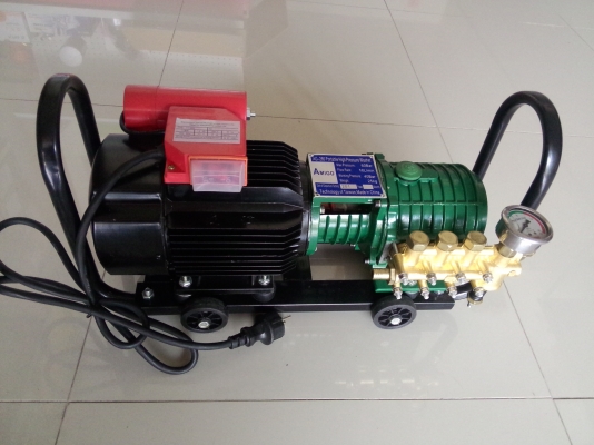 เครื่องฉีดน้ำแรงดันสูง