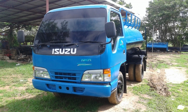 รถดูดส้วม 6ล้อ 85แรง ถังใหม่