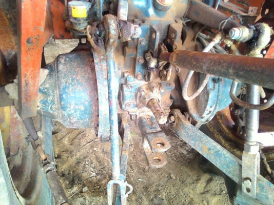 ขายรถไถ KUBOTA L1-R26 ขนาด26แรง 2 เพลา ราคา 85,000 สนใจสอบถามได้ 0818618678 อ.แกลง จ.ระยอง id line=0818618678    id line=carbonthai  https://www.facebook.com/pages/Tractors-Rayong/307154532717928?sk=photos_stream&amp;tab=photos_albums